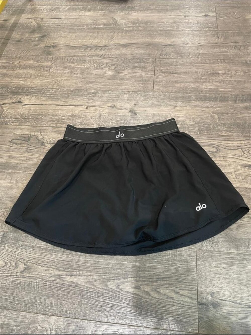 ALO Yoga Black Circle Skirt with Logo Waistband NEW Large